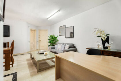 a38588408dd2d6f5ffb7f9b4330221ff - 12