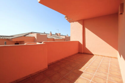 a3f4f9fe6a2493dc03e5a0bdc2e64c89 - 12