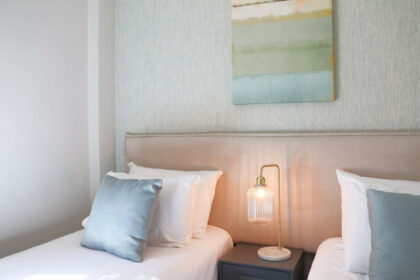 a3f4f9fe6a2493dc03e5a0bdc2e64c89 - 15