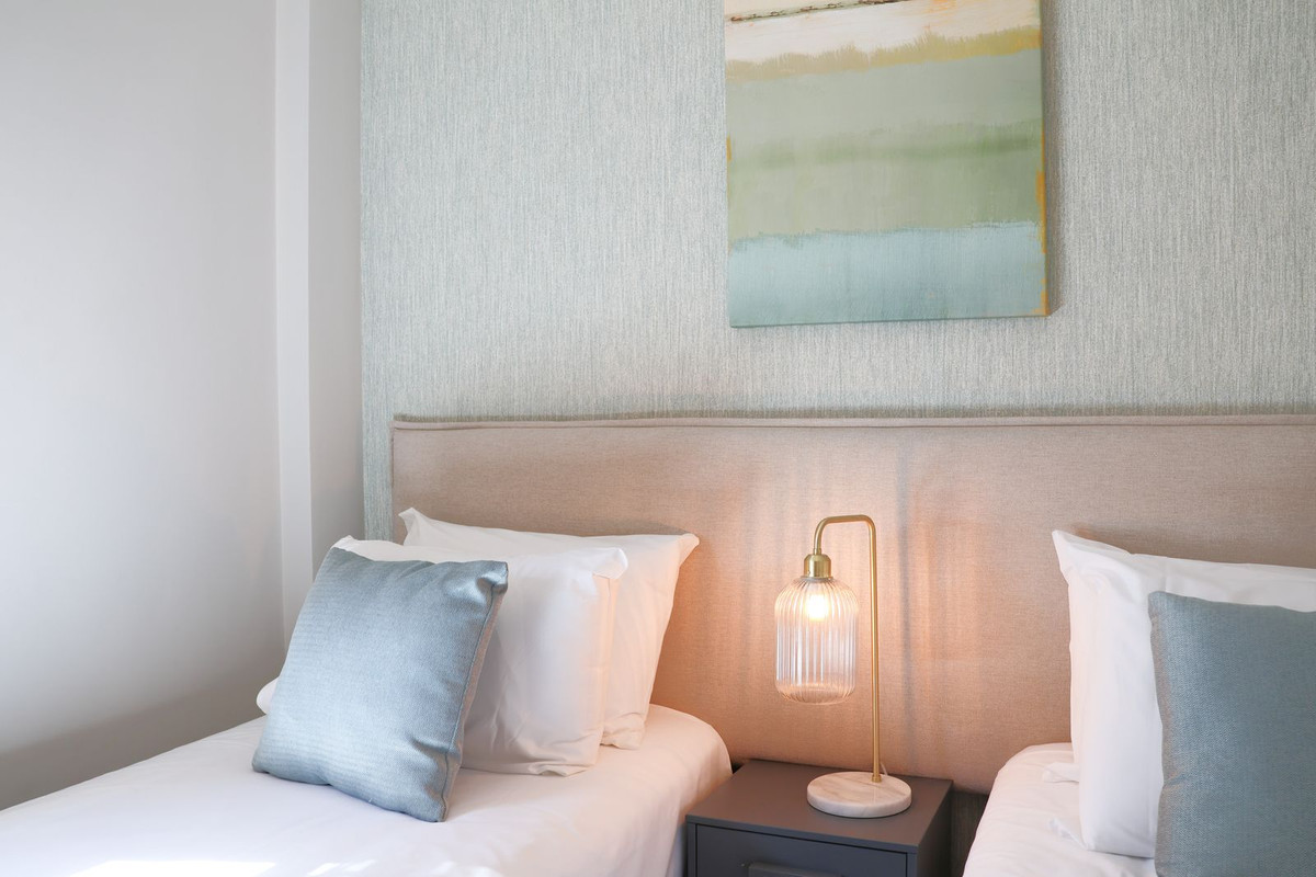 a3f4f9fe6a2493dc03e5a0bdc2e64c89 - 15