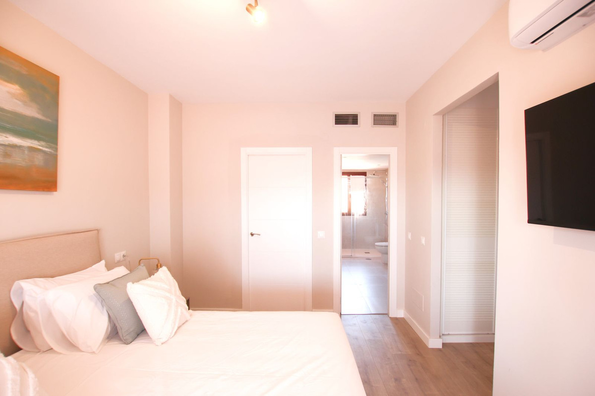 a3f4f9fe6a2493dc03e5a0bdc2e64c89 - 25