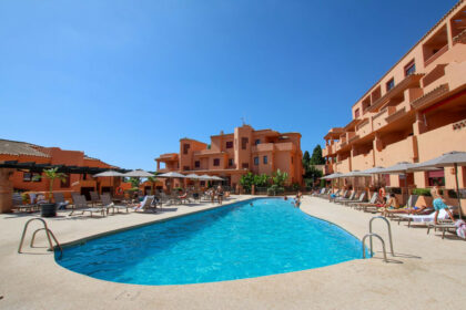 a3f4f9fe6a2493dc03e5a0bdc2e64c89 - 41