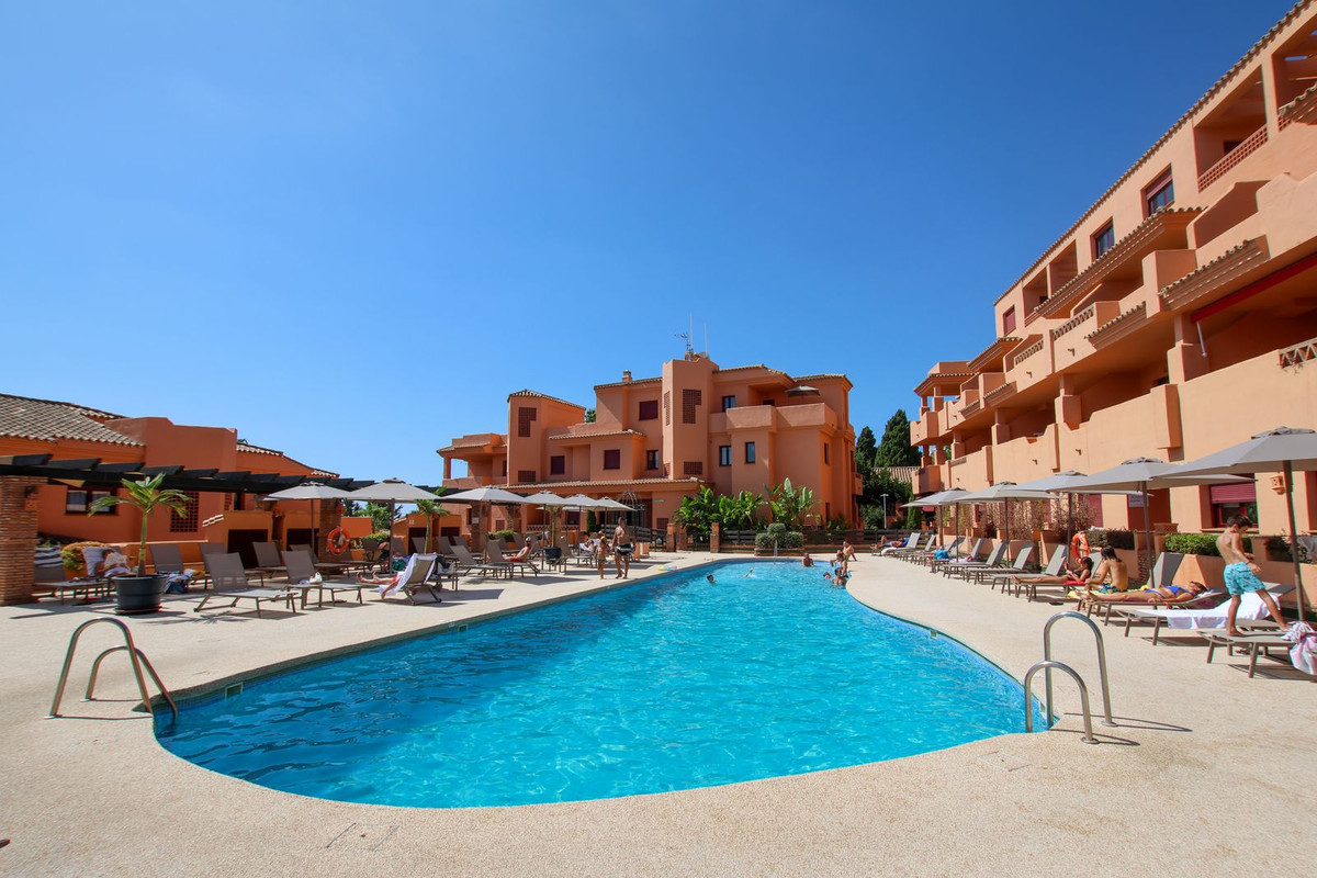 a3f4f9fe6a2493dc03e5a0bdc2e64c89 - 41