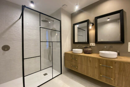 a40c337fe4a01e8301128f77391e7f70 - 24