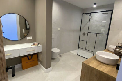 a40c337fe4a01e8301128f77391e7f70 - 26