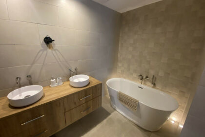 a40c337fe4a01e8301128f77391e7f70 - 37