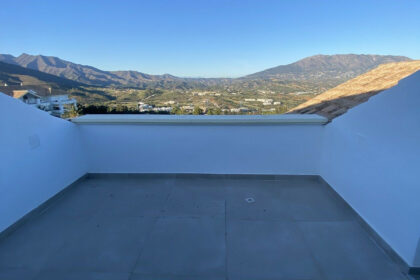 a40c337fe4a01e8301128f77391e7f70 - 40