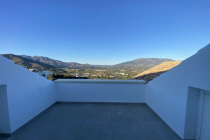 a40c337fe4a01e8301128f77391e7f70 - 41