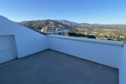 a40c337fe4a01e8301128f77391e7f70 - 47