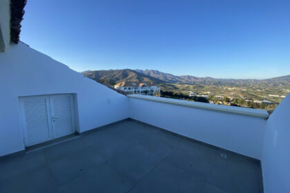 a40c337fe4a01e8301128f77391e7f70 - 48