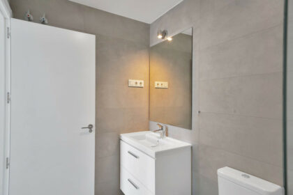 a4502ceff5dfb2e56a1d04b1787a8d1b - 26