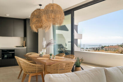 a4a2b9f3b1cc644b1db3dfc5e70aea0b - 14