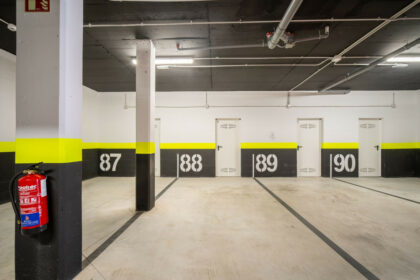 a4a2b9f3b1cc644b1db3dfc5e70aea0b - 16