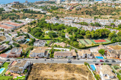 a4b9943a79eeae8a309922212f735b99 - 2