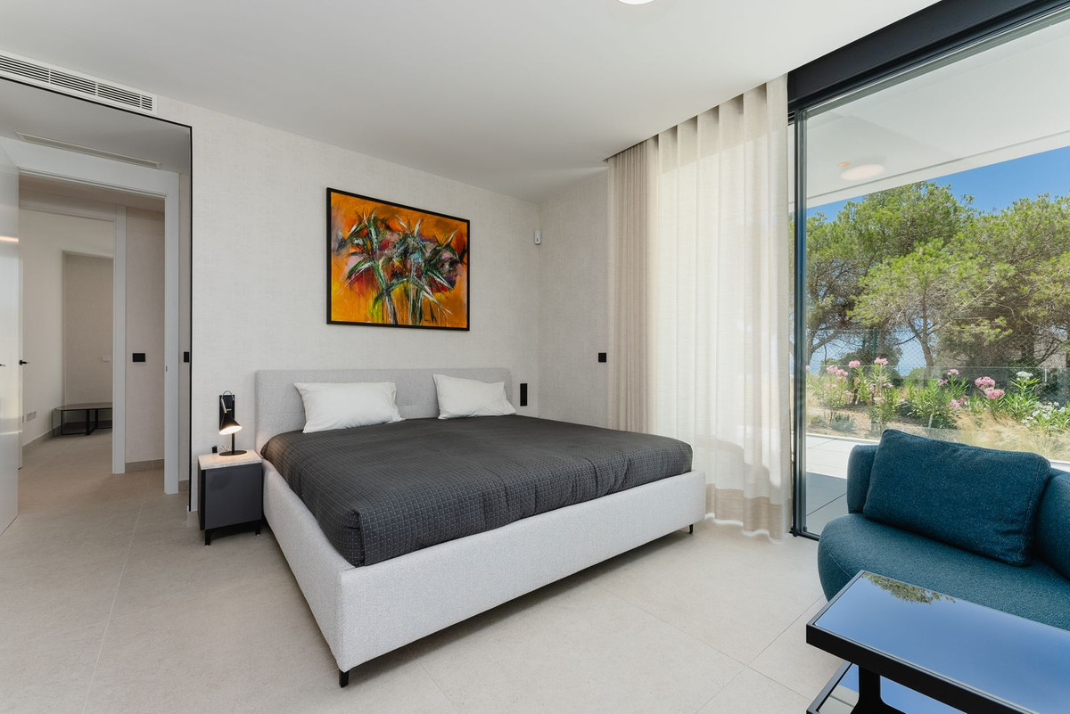 a6013c4358bfa972904635b7078d869e - 15