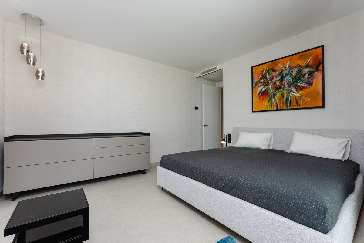 a6013c4358bfa972904635b7078d869e - 16