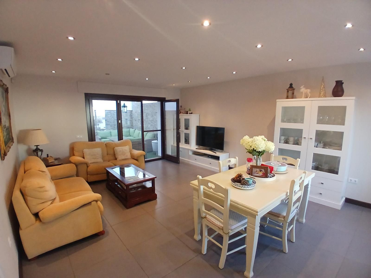 a6621deb8fa8ea0f0d02874638892765 - 2