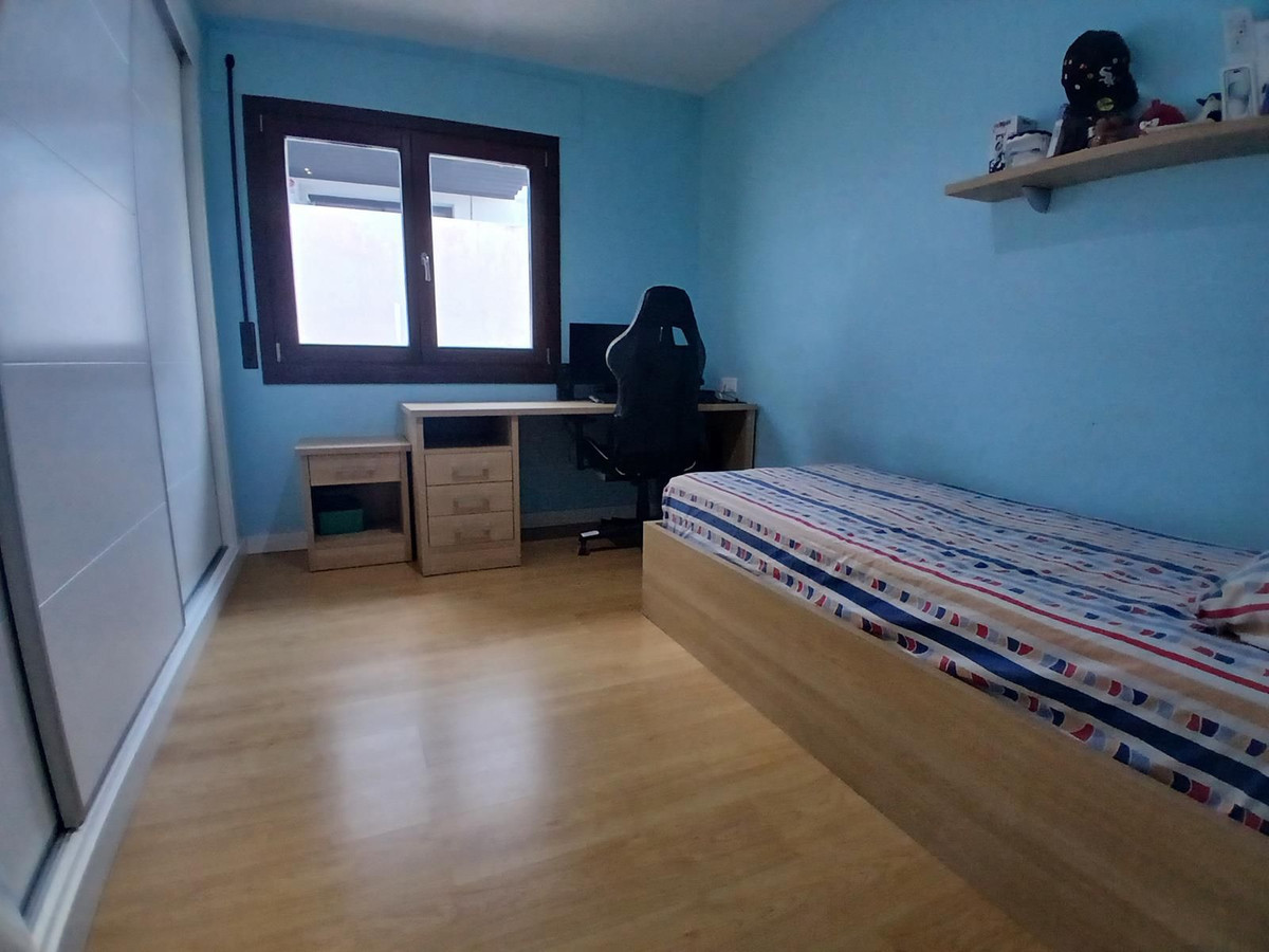 a6621deb8fa8ea0f0d02874638892765 - 22