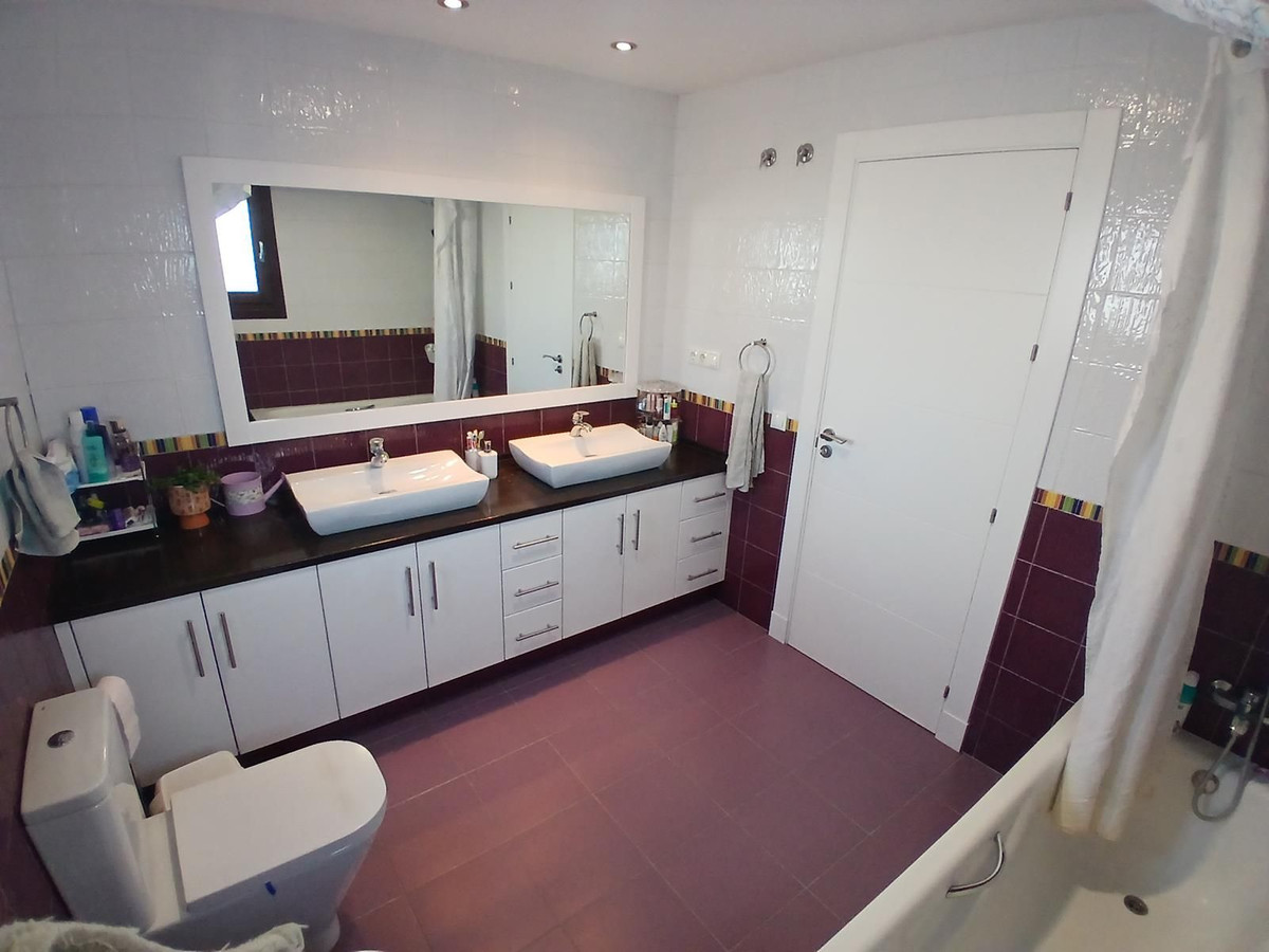 a6621deb8fa8ea0f0d02874638892765 - 25