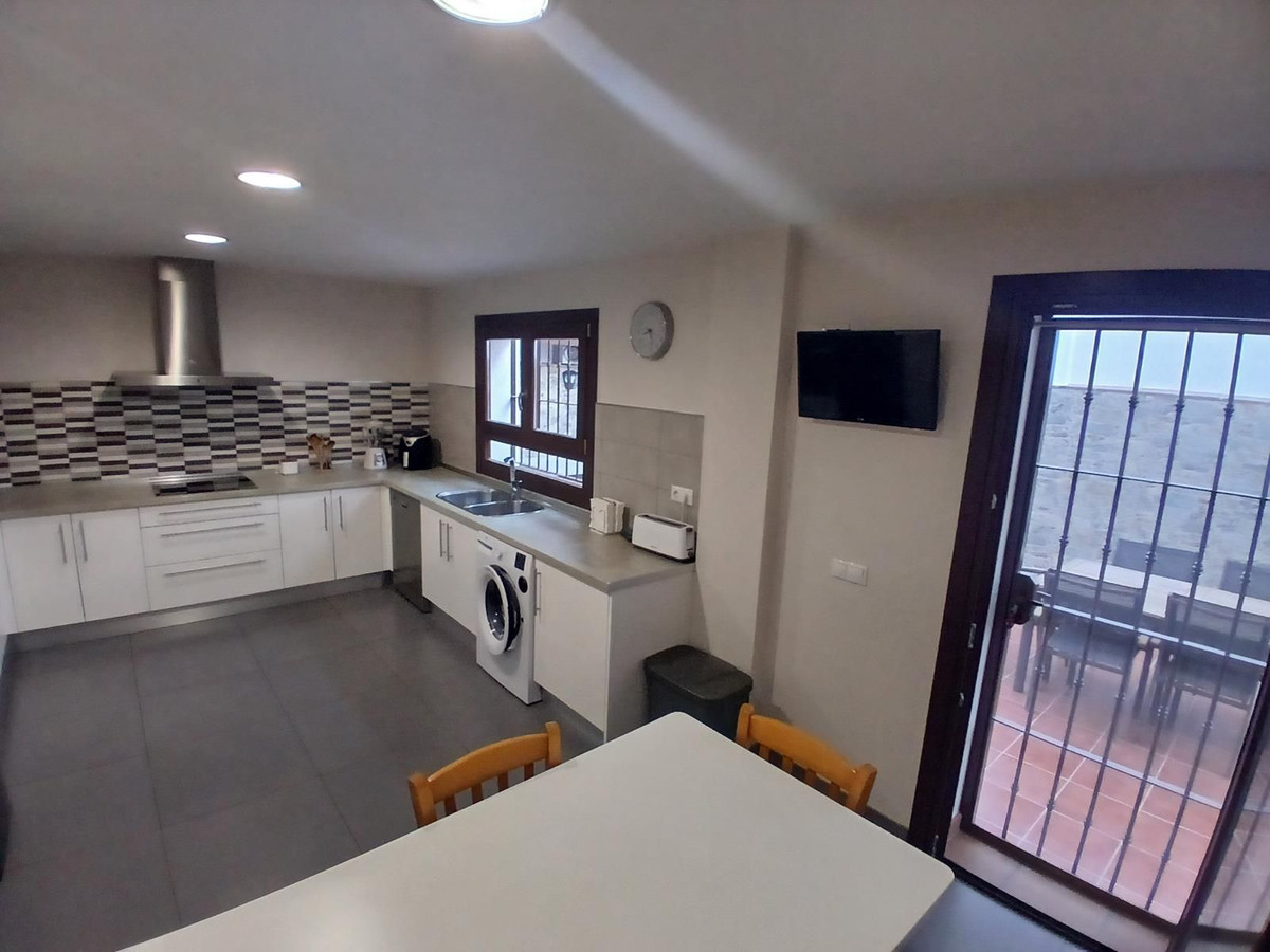 a6621deb8fa8ea0f0d02874638892765 - 9