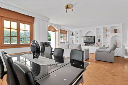 a71e79401f684c2bbe7691fc7148e8df - 1