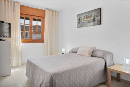 a71e79401f684c2bbe7691fc7148e8df - 11