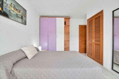 a71e79401f684c2bbe7691fc7148e8df - 12