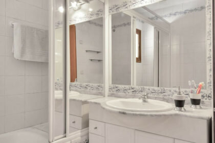 a71e79401f684c2bbe7691fc7148e8df - 4