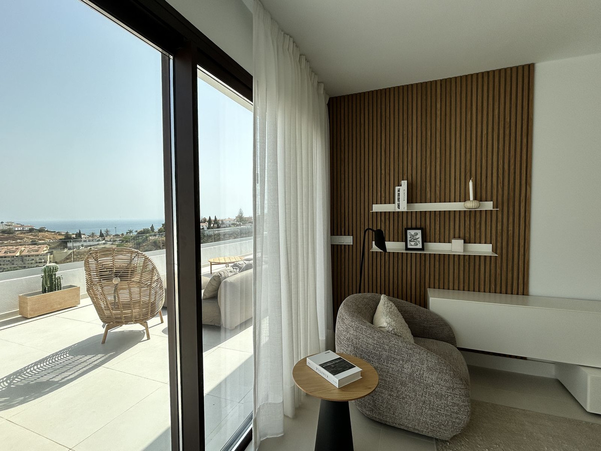 a782c9f6c451cb77961c2c5ad5c74eaf - 13