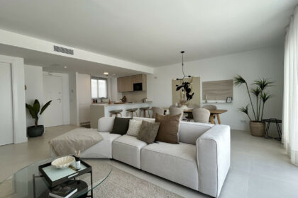 a782c9f6c451cb77961c2c5ad5c74eaf - 15