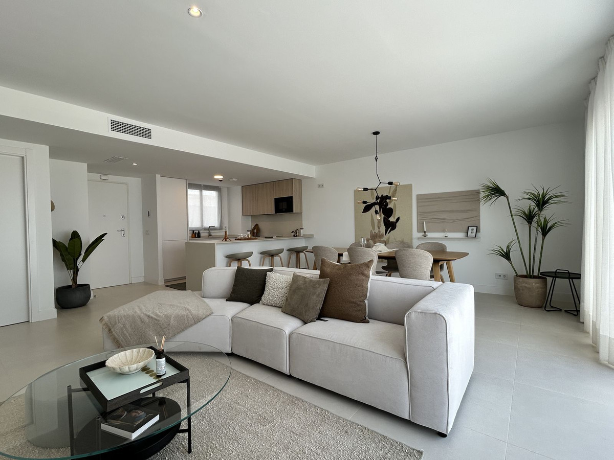 a782c9f6c451cb77961c2c5ad5c74eaf - 15