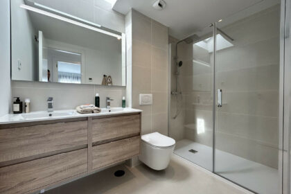 a782c9f6c451cb77961c2c5ad5c74eaf - 23