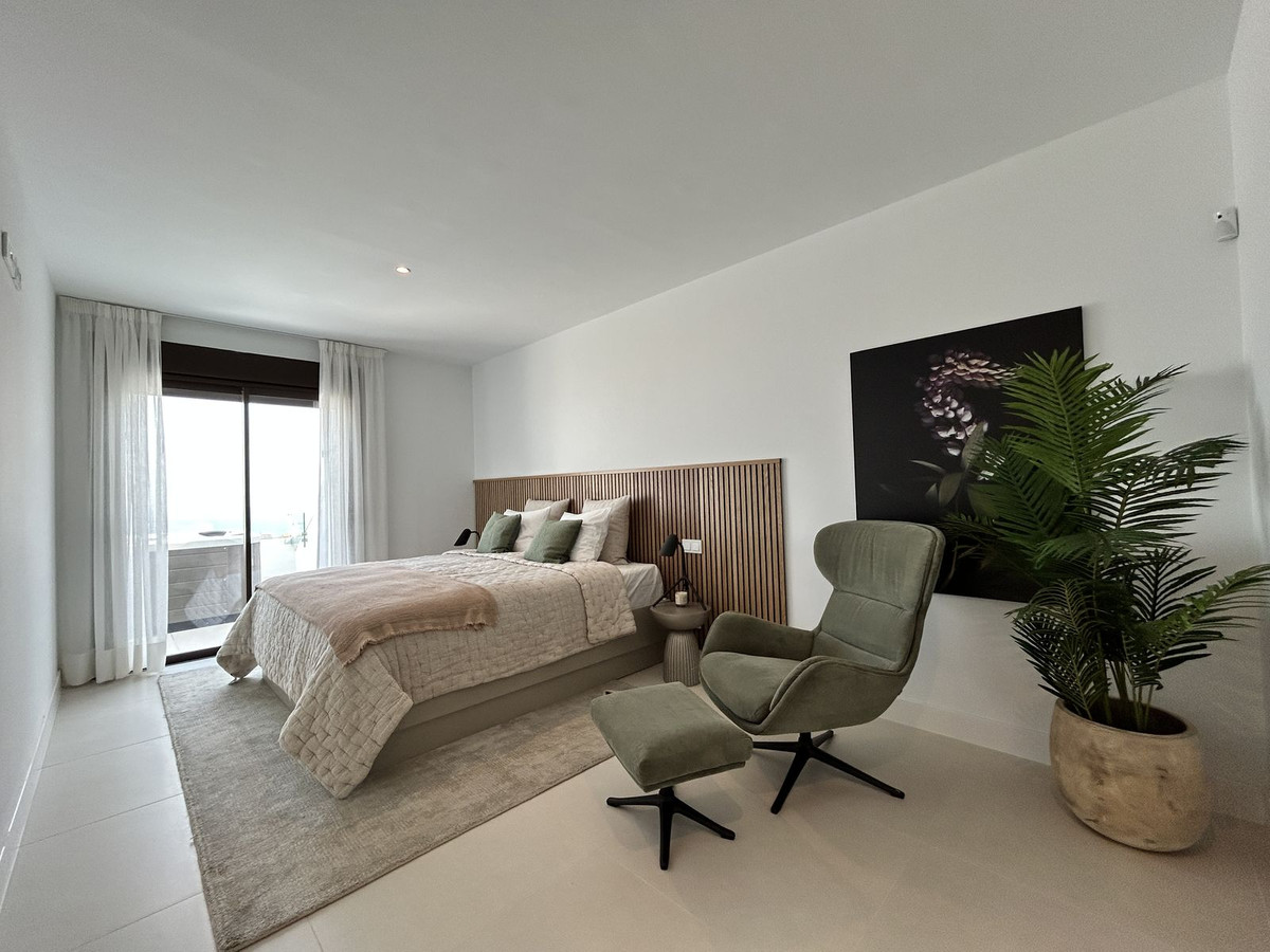 a782c9f6c451cb77961c2c5ad5c74eaf - 30