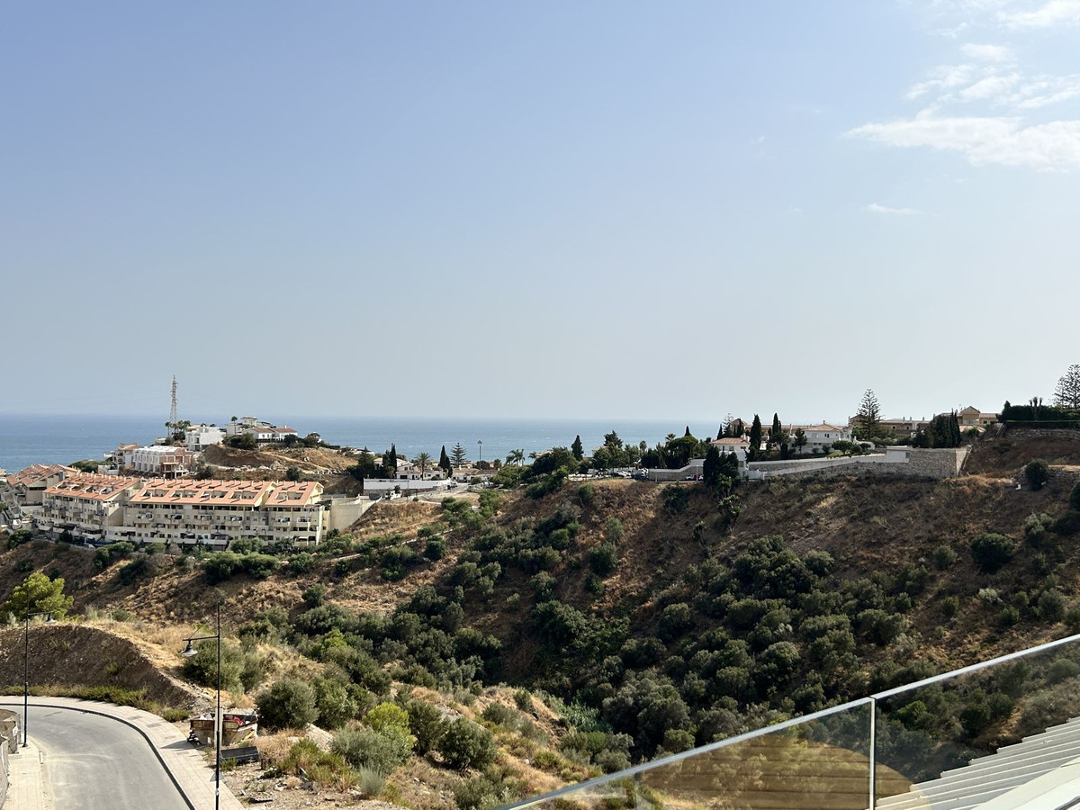 a782c9f6c451cb77961c2c5ad5c74eaf - 40