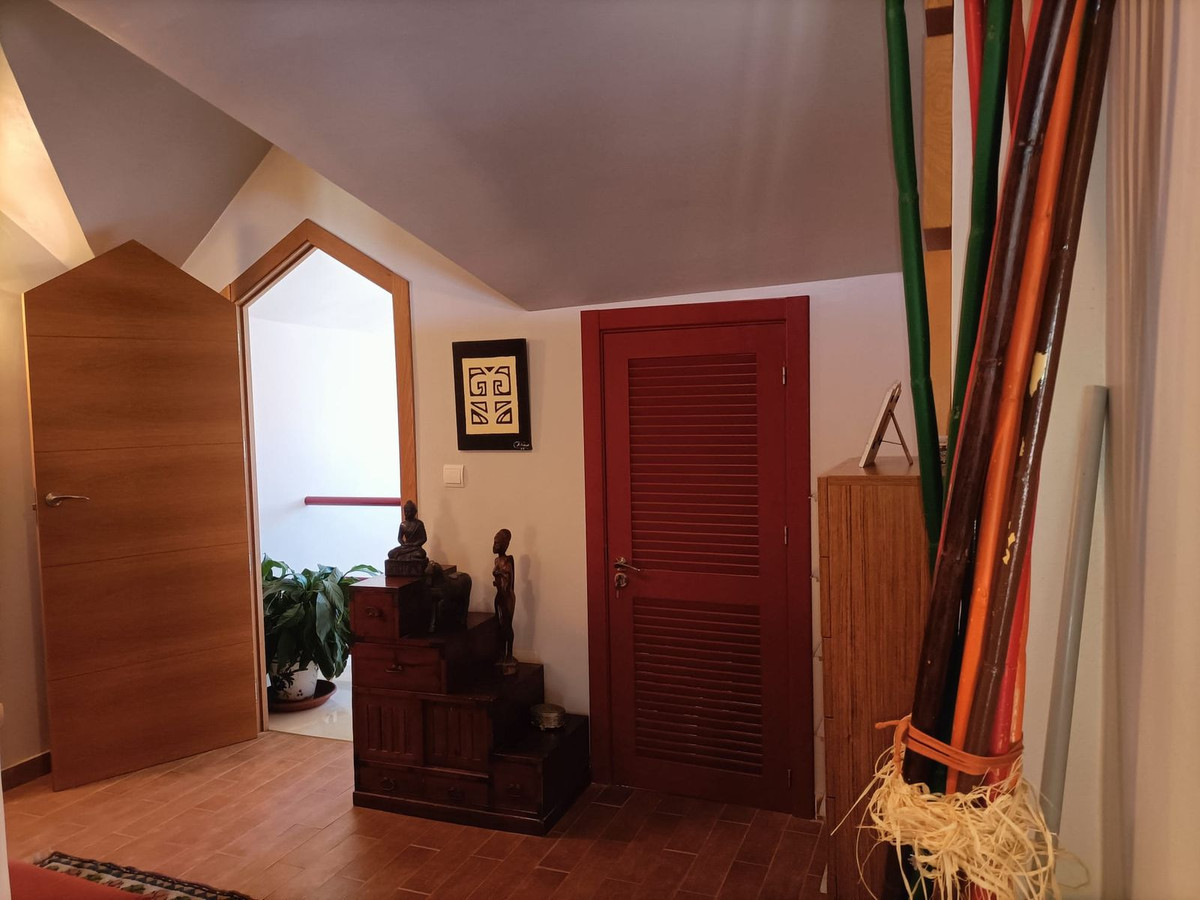 a7a7c522596cfdc7dc71f564d055c409 - 17