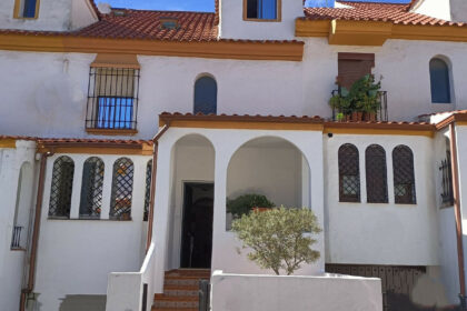 a7a7c522596cfdc7dc71f564d055c409 - 2