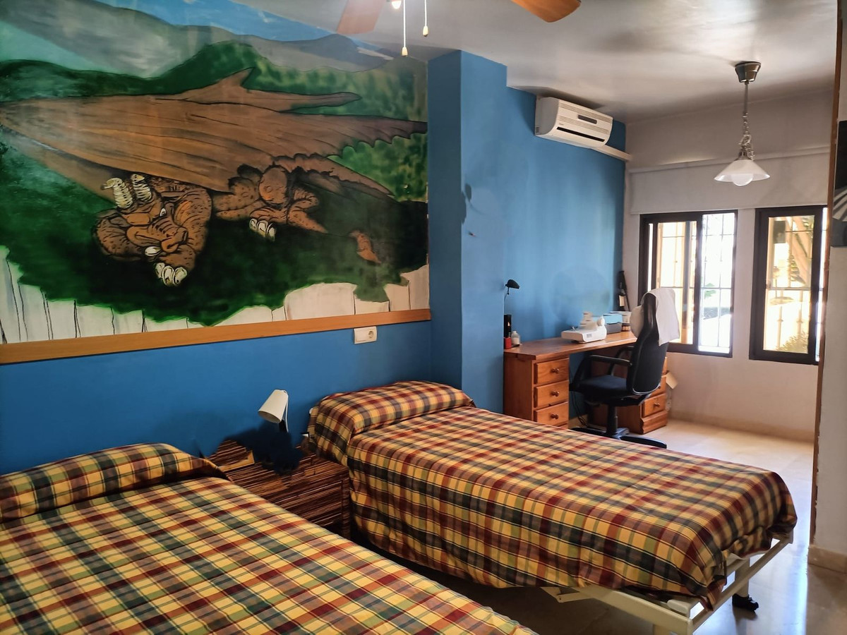 a7a7c522596cfdc7dc71f564d055c409 - 22