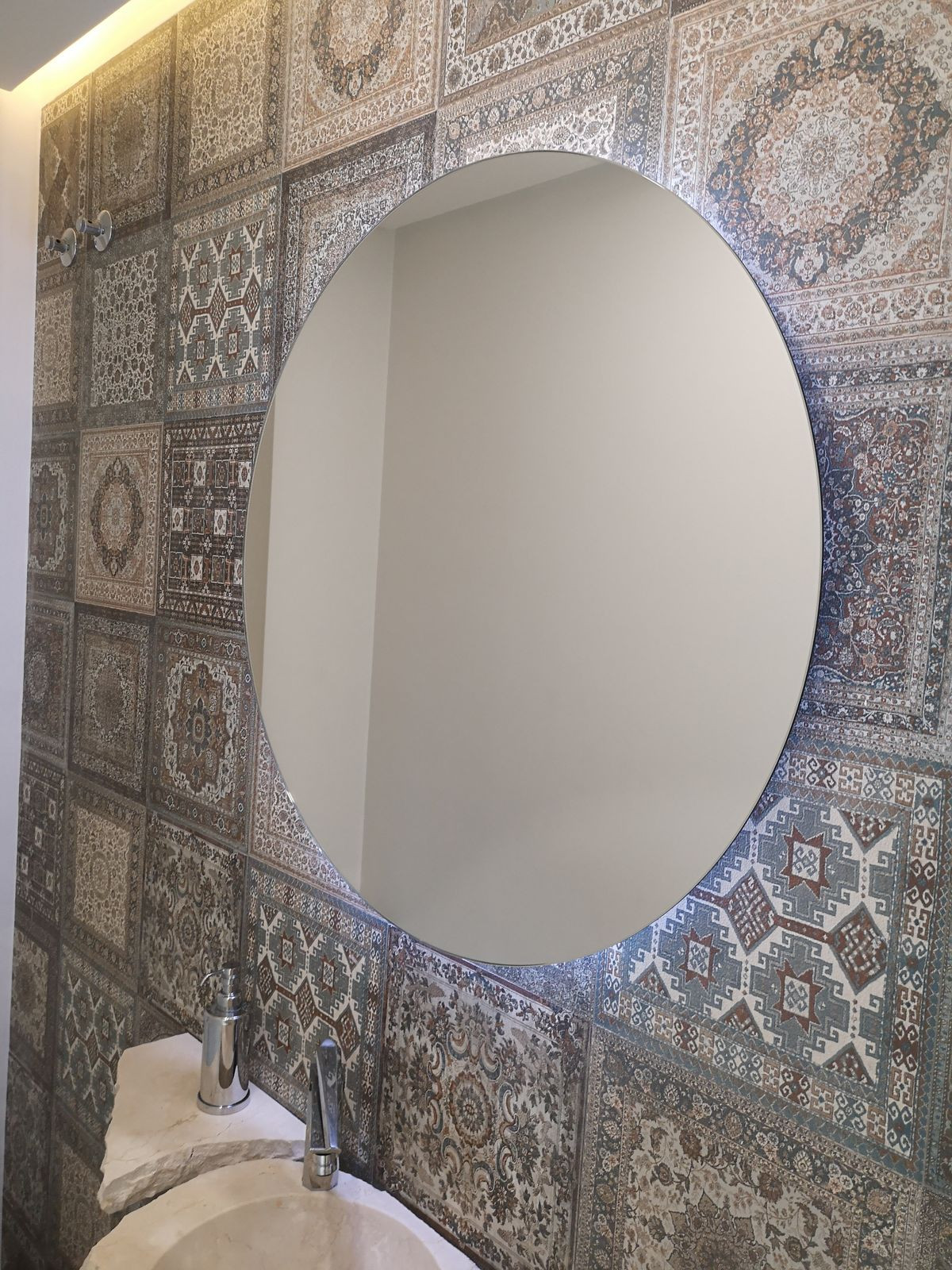 a8fa98026c83b652569c3afe411b0096 - 23