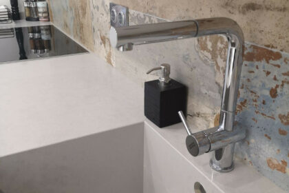 a8fa98026c83b652569c3afe411b0096 - 30