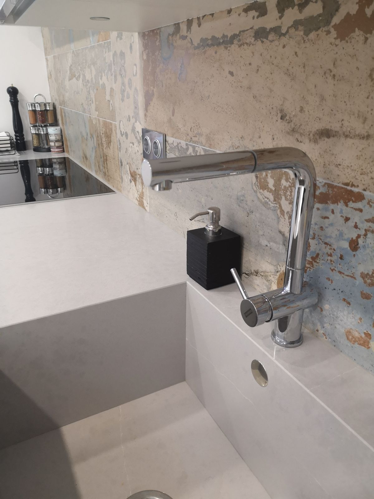 a8fa98026c83b652569c3afe411b0096 - 30