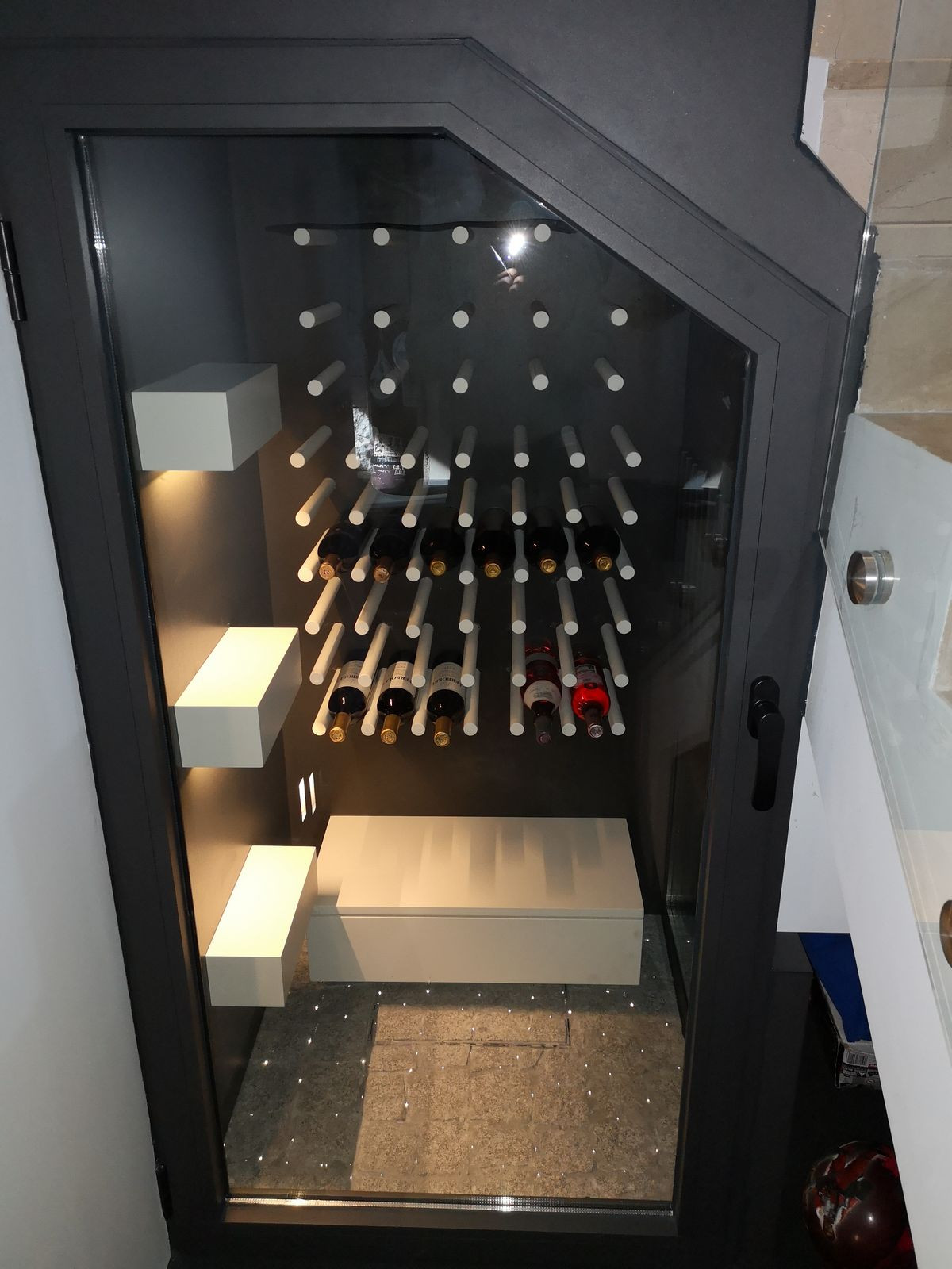 a8fa98026c83b652569c3afe411b0096 - 33