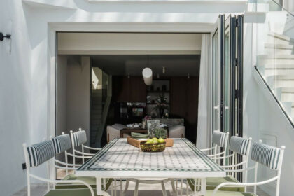 a93d01d1706b3a00f787328990924c4e - 9