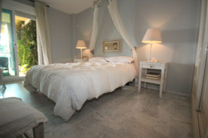 aada5b9b2dac50b2df14881dad2d4441 - 12