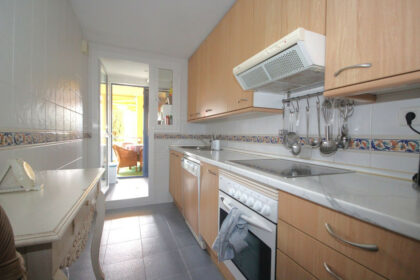 aada5b9b2dac50b2df14881dad2d4441 - 19