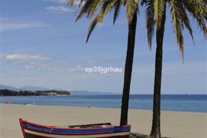 aba7944ccfc465a088e76df9fdaf8fc2 - 1