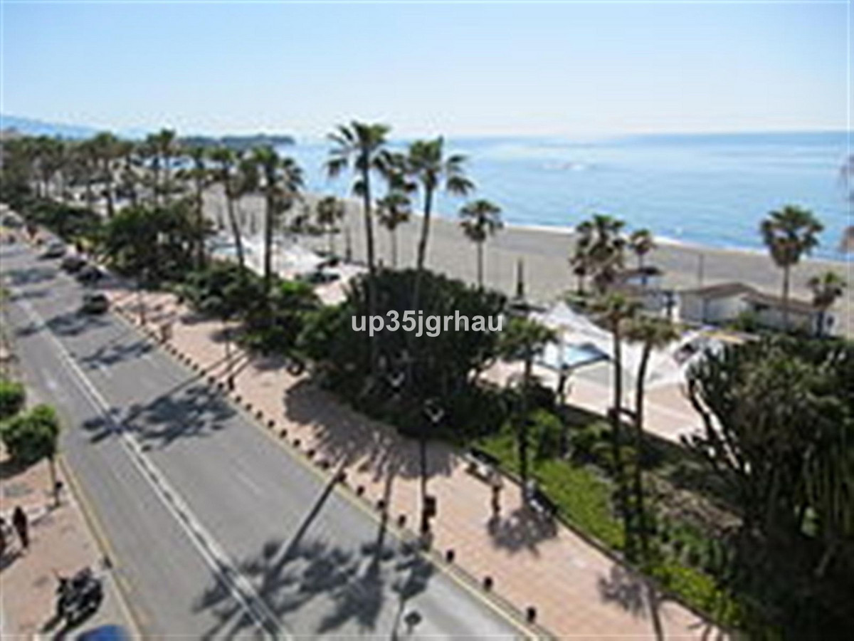 aba7944ccfc465a088e76df9fdaf8fc2 - 4