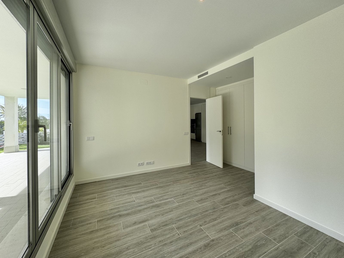 abdf3d9d5bbe15b517a70ea4d9d92f70 - 11