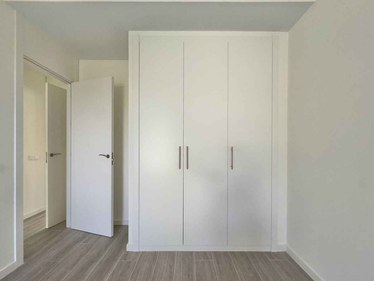 abdf3d9d5bbe15b517a70ea4d9d92f70 - 13