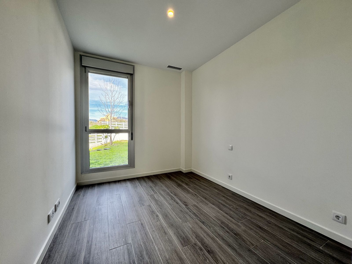 abdf3d9d5bbe15b517a70ea4d9d92f70 - 17