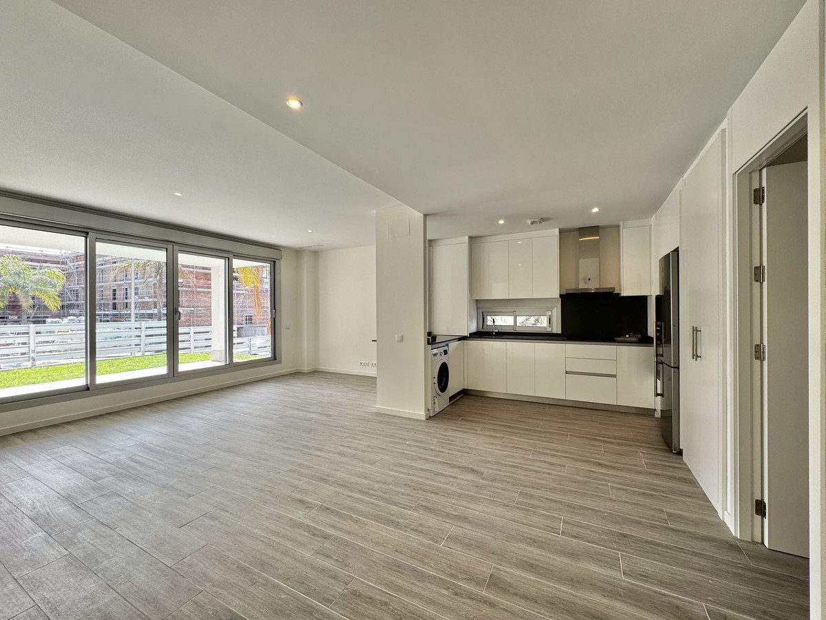 abdf3d9d5bbe15b517a70ea4d9d92f70 - 2